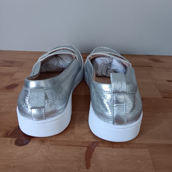 Vionic Women's Uptown Slip-On Penny Loafers Metallic Silver Size 6.5 W - Picture 7 of 9